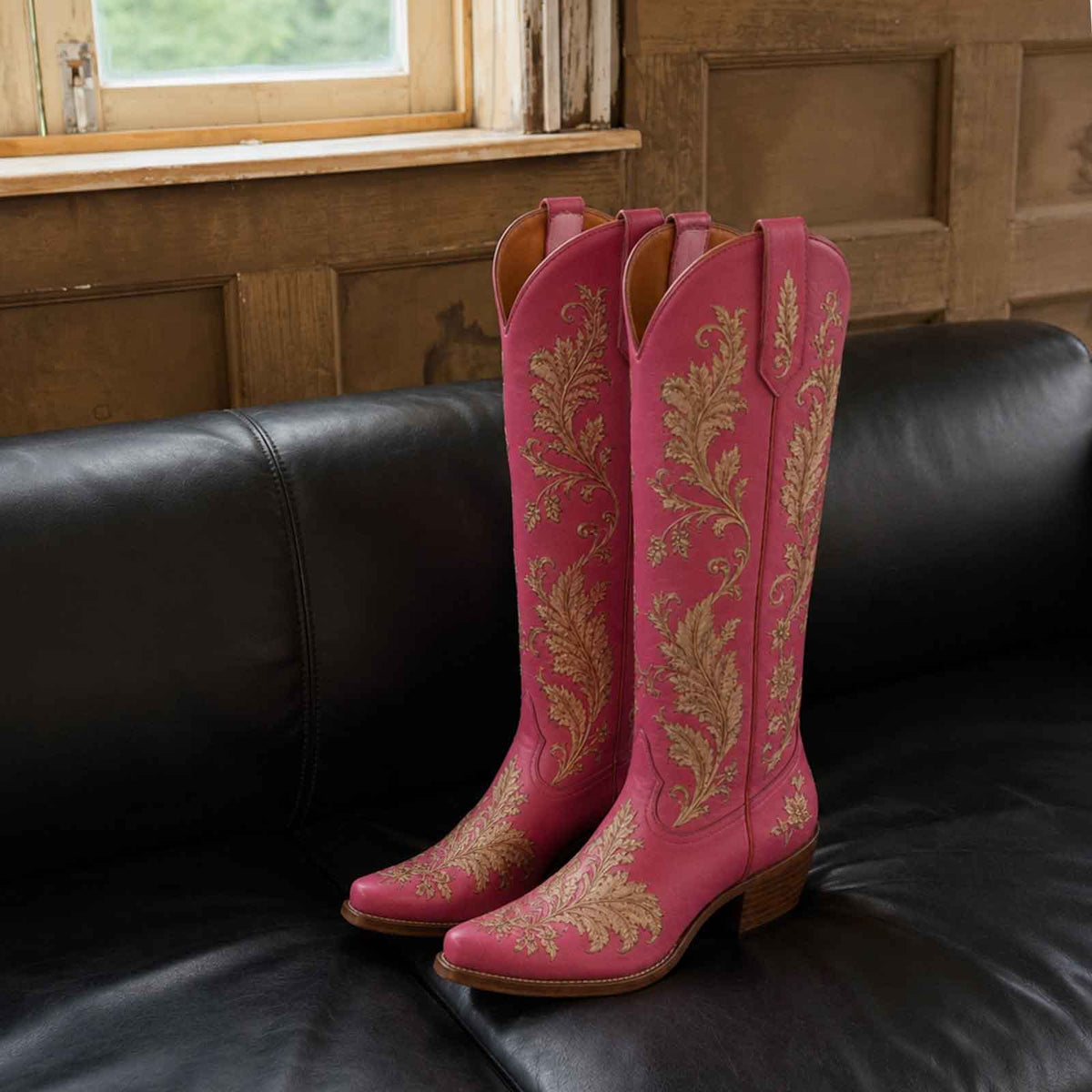 The Sibyl - Pink